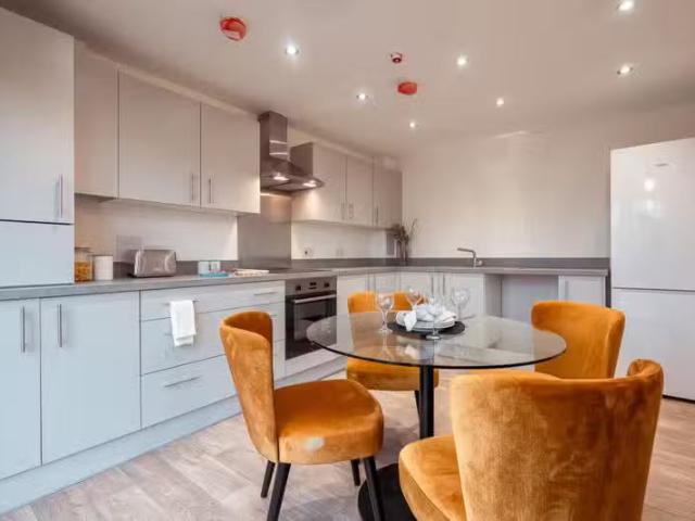 New 2 bedroom apartment for rent in Watanabe Cruik, South Quee.