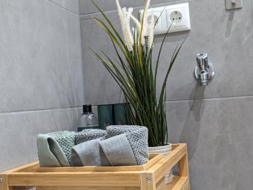 Cozy 2 bedroom apartment Mgladbach, Monchengladbach Amsterdam Apartments for Rent