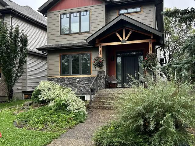 Cozy 2 bedroom basement suite near Mill Creek Ravine and Campus St Jean