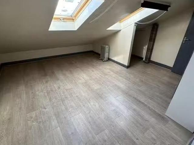 Charming 2 bedroom flat for rent in Ladypool Road, Birmingham.