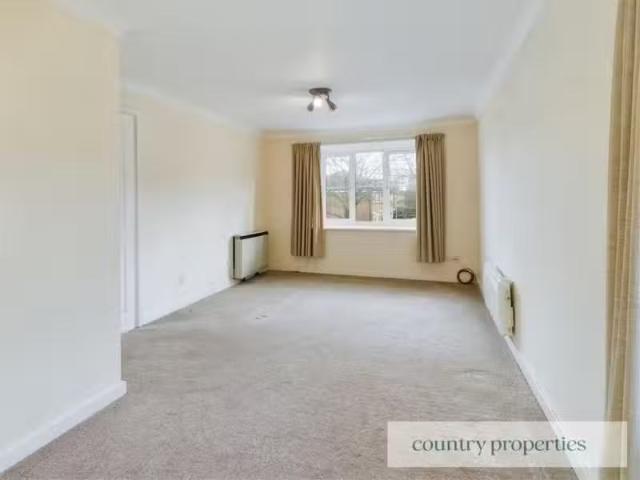 Rental! 2 bedroom flat for rent in Tempsford, WELWYN GARDEN CI.