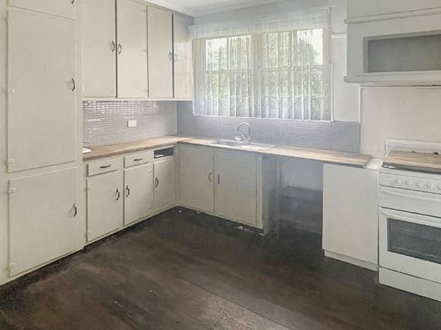 Cozy 2 Bedroom Home