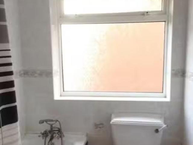 Nice 2 bedroom maisonette for rent in Levante Gardens, Stechfo.