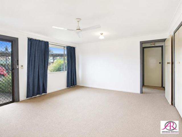 Cozy 2 Bedroom Rental