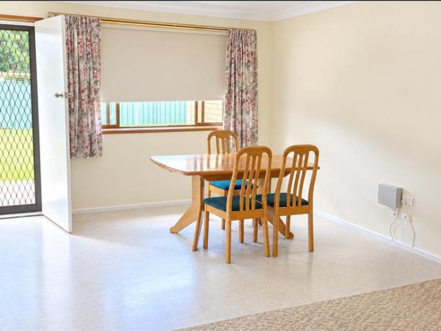 Cozy 2 Bedroom Rental Affordable and Inviting!