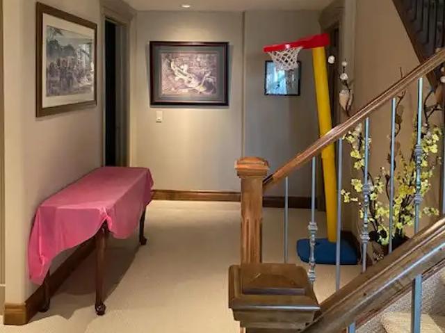 Cozy 2 bedrooms walkout basement with beautiful ravine view & separate entrance