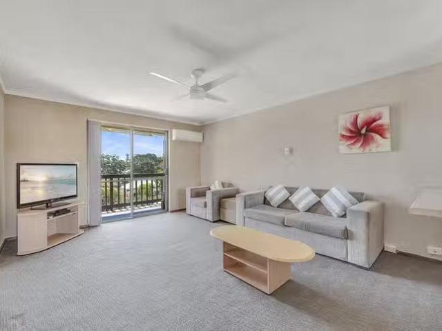 Rental! 2 BR 10/4 Swanbourne Street, Fremantle, WA 6160