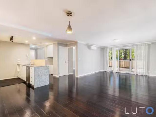 For Rent! 2 BR 105/17 Dooring Street, Braddon, ACT 2612