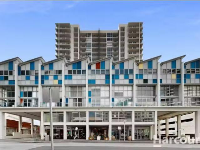 Deal! 2 BR 105/996 Hay Street, PERTH House for rent Listed by.