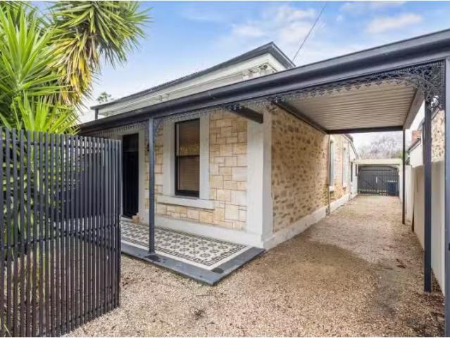 Unique 2 BR 10 Douglas St, Parkside House for rent Listed by.