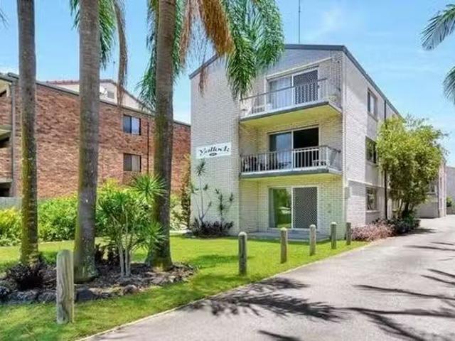 Deal! 2 BR 1/164 Frank Street, Labrador, QLD 4215