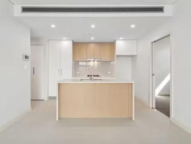 Charming 2 BR 119/1 Nipper Street, Homebush, NSW 2140
