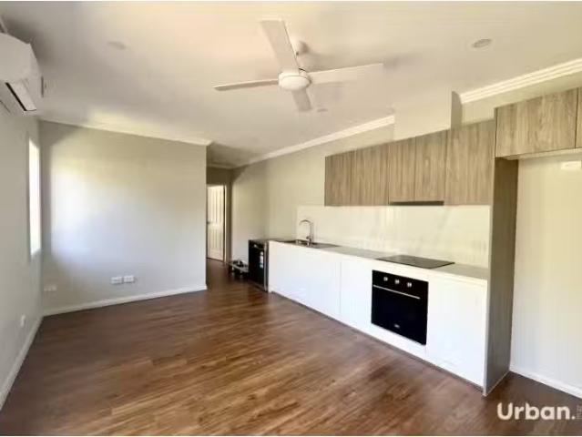 For Rent! 2 BR 11A Mullholland Avenue, Campbelltown Apartment.
