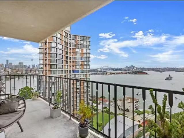 Cozy 2 BR 11B/13 Thornton Street, DARLING POINT Apartment for.