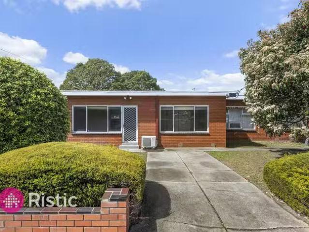 For Rent! 2 BR 1/26 Cheddar Road, Reservoir, VIC 3073
