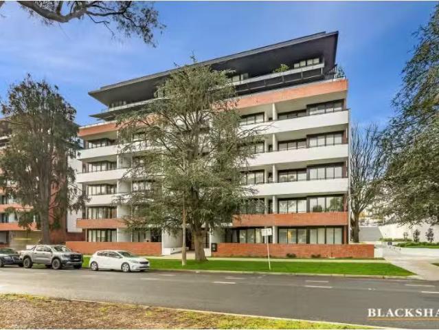 Cozy 2 BR 129/19 Captain Cook Crescent, Griffith Apartment for.