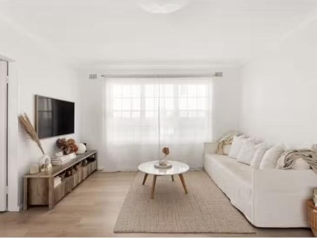 New 2 BR 1/211 Queen Street, Concord West Apartment for rent.