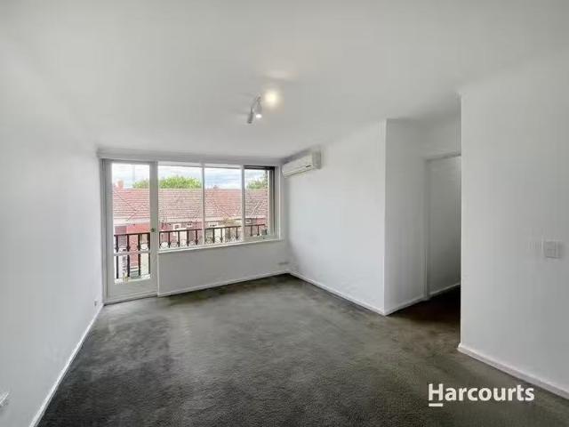 Rental! 2 BR 12/33 Kensington Road, SOUTH YARRA, VIC 3141 Ap.