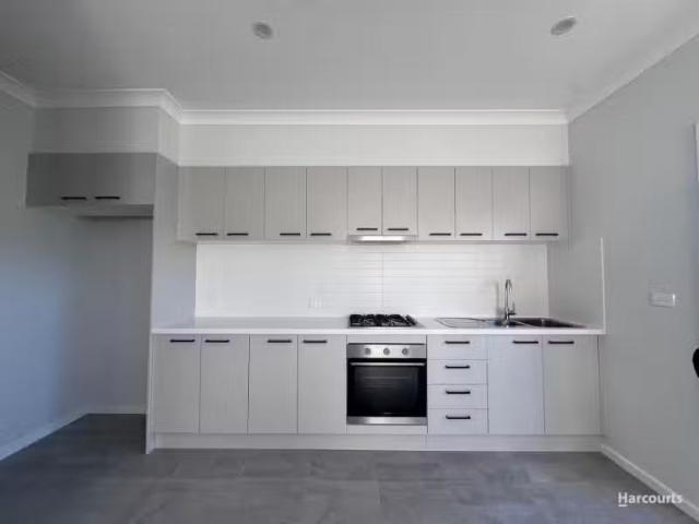 Charming 2 BR 14A Strathmore Lane, Tahmoor House for rent Lis.