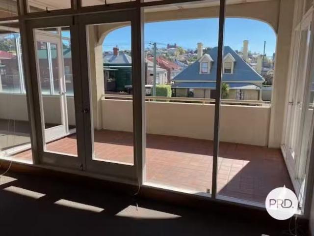 Deal! 2 BR 1/60 Federal Street, NORTH HOBART Apartment for ren.