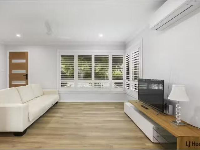 Unique 2 BR 1/62 Melba Street, DOWNER House for rent Listed b.