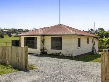 New 2 BR 209 Jellicoe Street, Newtown, QLD 4350