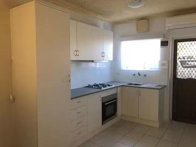 Deal! 2 BR 20/30 Semaphore Road, Semaphore, SA 5019