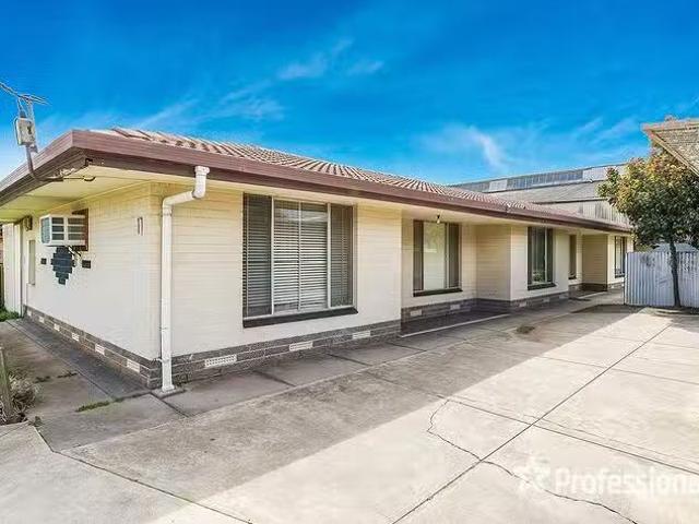 Just in! 2 BR 2/17 Devon Drive, Salisbury, SA 5108