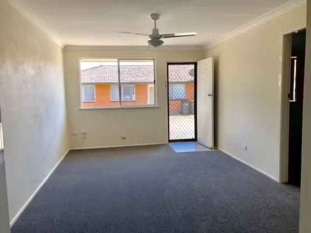 For Rent! 2 BR 2/19 Aberdeen St, West Tamworth Apartment for r.