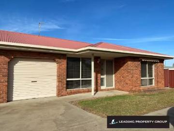 Just in! 2 BR 2/106 Kennedy Street, HOWLONG Townhouse for rent.