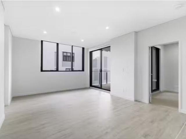 Cozy 2 BR 213/105C Willarong Road, Caringbah Apartment for ren.