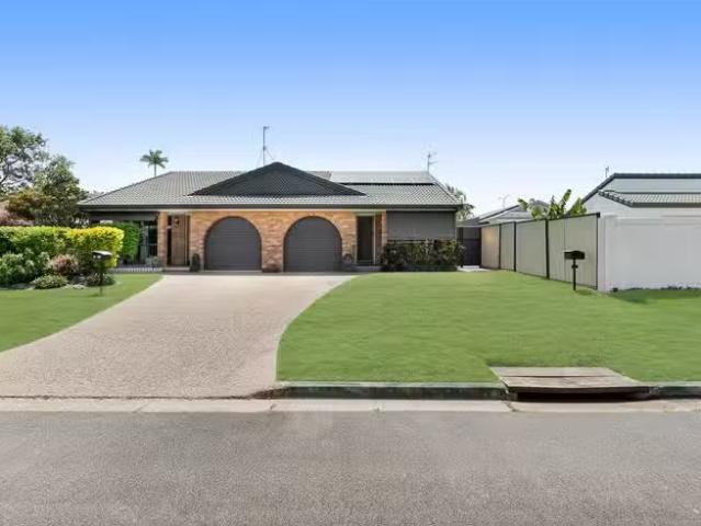 Rental! 2 BR 2/13 Maiala Close, PARADISE POINT, QLD 4216 Dup.