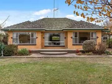New 2 BR 22 Donnithorne Street, Kyneton, VIC 3444