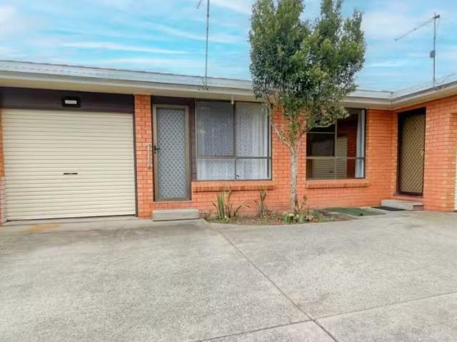 For Rent! 2 BR 2/2 Wybalena Crescent, TOORMINA Apartment for r.
