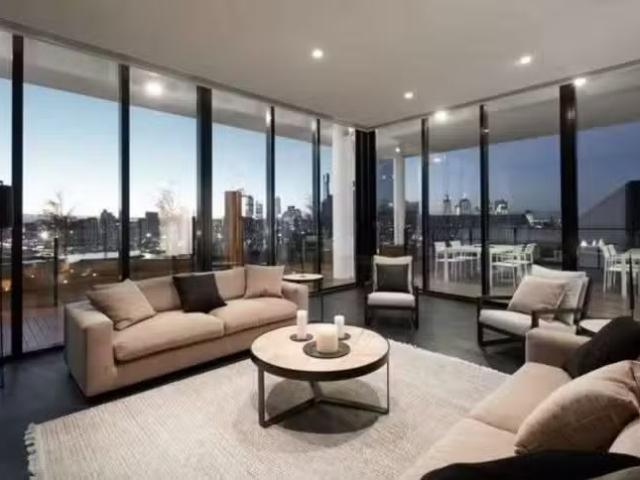 Deal! 2 BR 2310/50 Albert Road, South Melbourne, VIC 3205