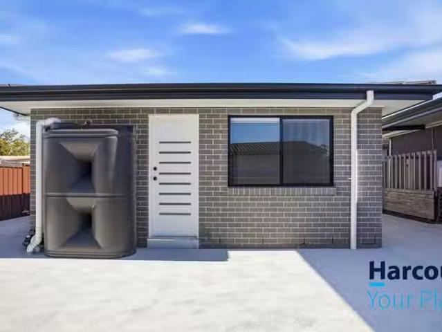 Charming 2 BR 231A Luxford Road, WHALAN, NSW 2770 House for.
