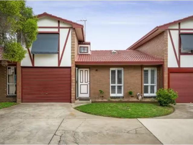 Cozy 2 BR 2/525 Hovell Street, SOUTH ALBURY House for rent Li.