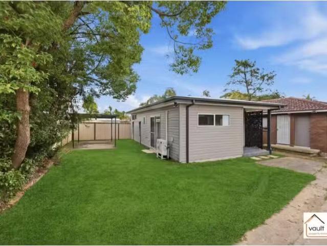 For Rent! 2 BR 25A Cowper Circle, QUAKERS HILL Apartment for r.