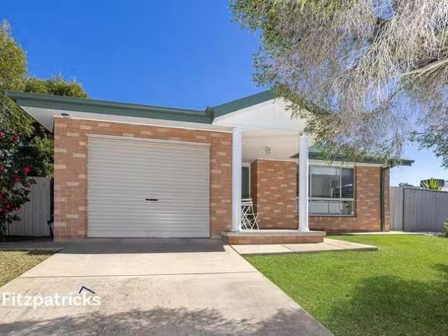 Cozy 2 BR 2/70 Tamar Drive, Tatton, NSW 2650