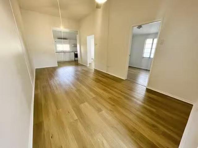 Just in! 2 BR 2/96 Whitman Street, Yeppoon, QLD 4703