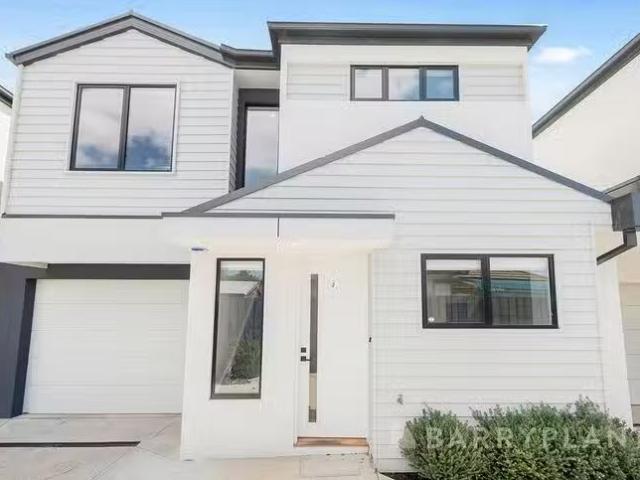 Charming 2 BR 2/9 Clarendon Street, Maidstone, VIC 3012