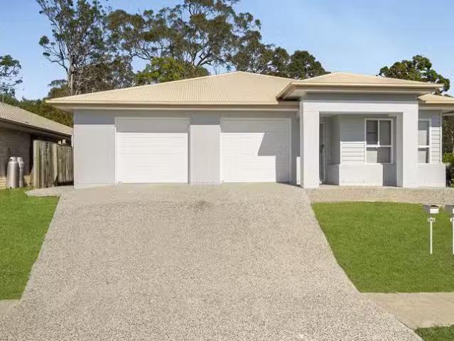 Rental! 2 BR 29A Weedbrook Street, Park Ridge, QLD 4125