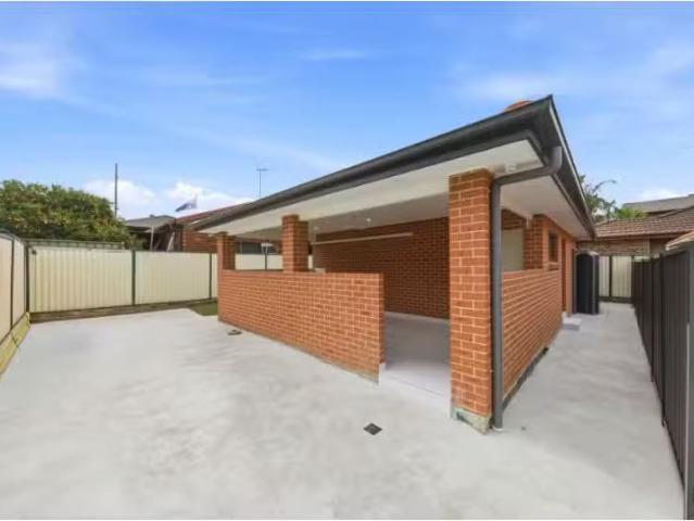 For Rent! 2 BR 2A Ryde Place, ST JOHNS PARK House for rent Li.