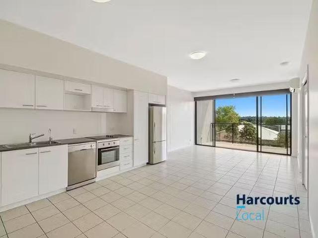 Nice 2 BR 303/9 Allardyce Street, GRACEVILLE, QLD 4075 Unit.