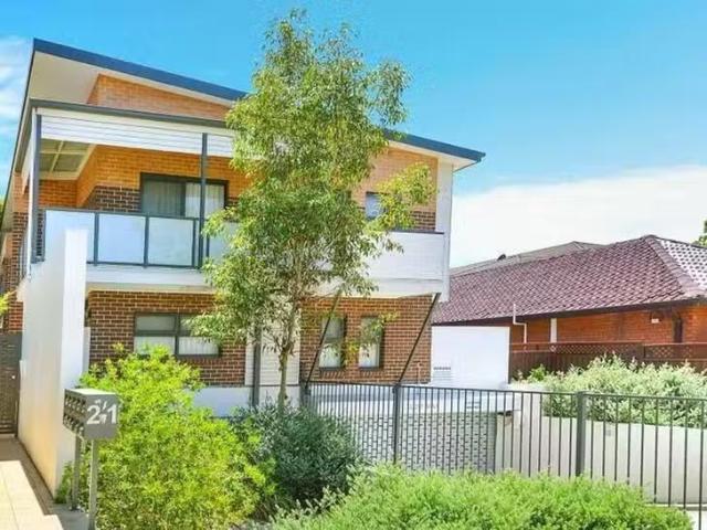 Charming 2 BR 3/21 St Ann Street, Merrylands, NSW 2160