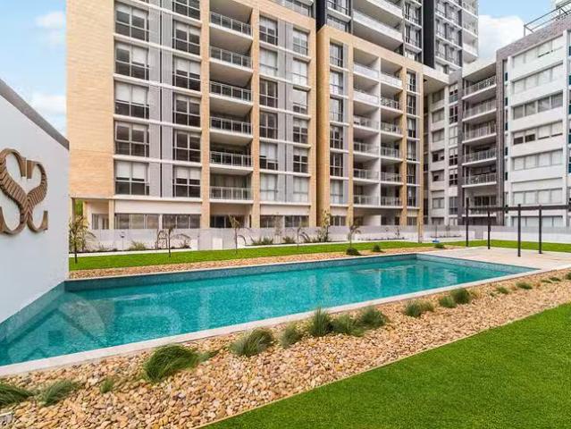 For Rent! 2 BR 379/2 Thallon Street, Carlingford, NSW 2118