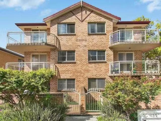 Cheap 2 BR 3/72 Carrington Avenue, Hurstville, NSW 2220