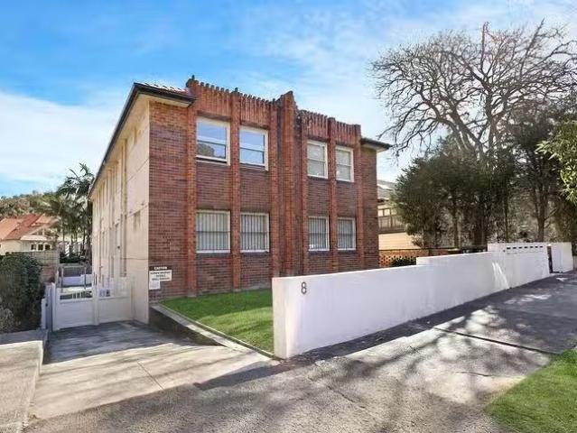 Rental! 2 BR 3/8 Priory Road, Waverton, NSW 2060