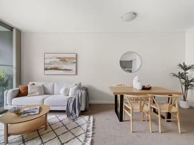 Rental! 2 BR 405/37 Amalfi Drive, Wentworth Point, NSW 2127