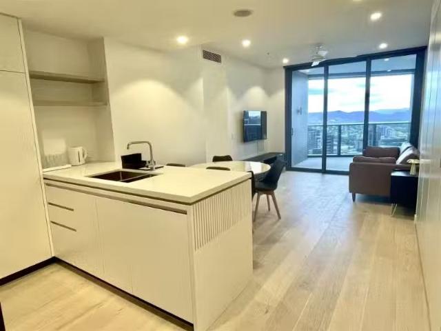 New 2 BR 4105/8 Margaret St, BRISBANE CITY Apartment for rent.